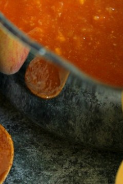 Peach Barbecue Sauce | kissmysmoke.com | #grill #bbq #barbecuesauce #peach #mop