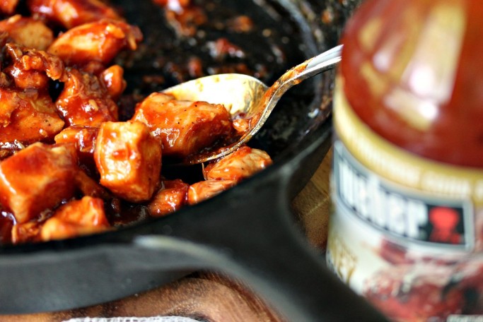Easy Chicken Bites- There is something about chicken slathered in barbecue sauce that just makes me weak in the knees. Even better when it's a sauce from my favourite grill company. Get the recipe at kissmysmoke.com